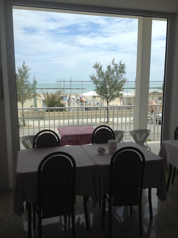 Hotel Mareblu Senigallia Esterno foto