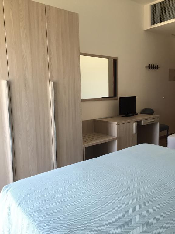 Hotel Mareblu Senigallia Esterno foto