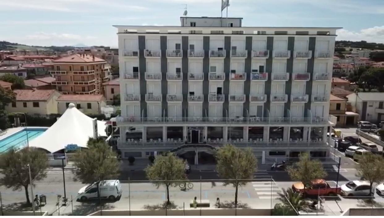 Hotel Mareblu Senigallia Esterno foto